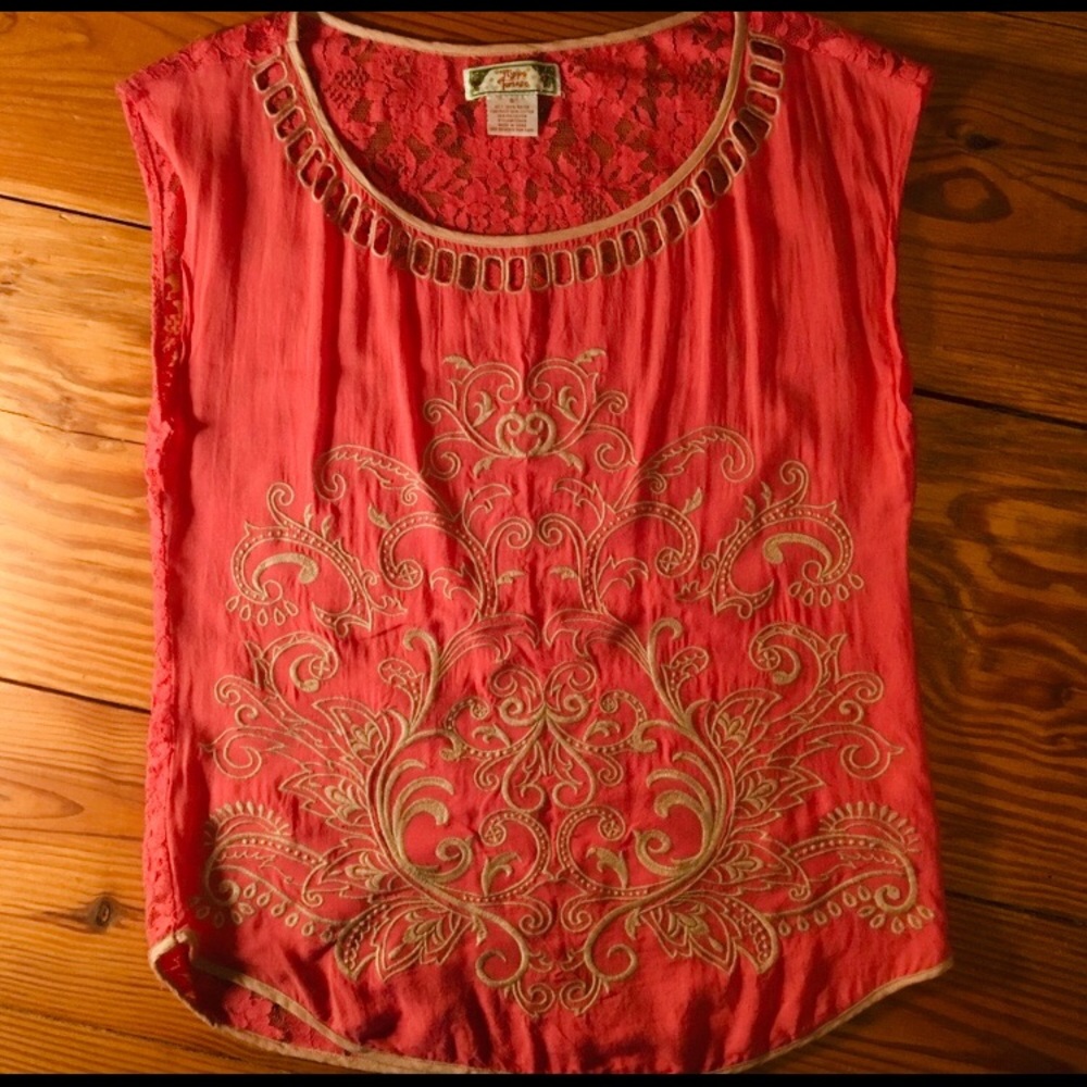 Flying Tomato Embroidered Top